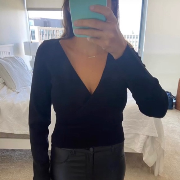 525 America BRAND NEW WITH TAGS Long sleeve wrap top - Picture 10 of 10